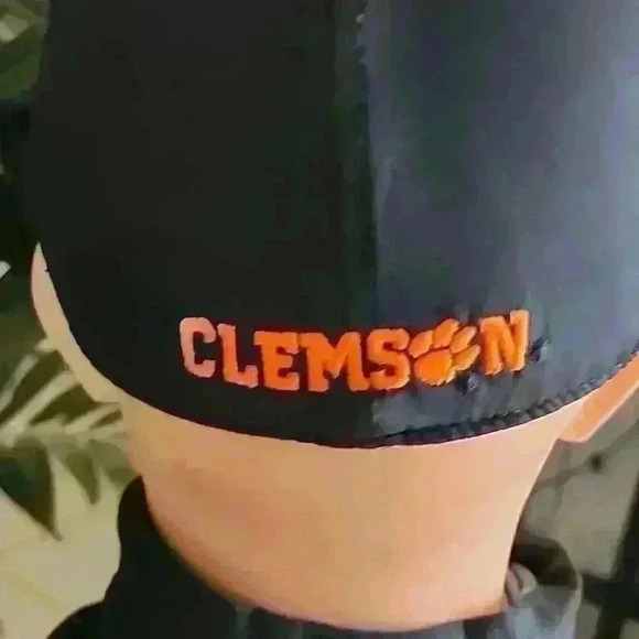 🐯 Clemson Tigers One Fit Lid Black EUC - Picture 3 of 5
